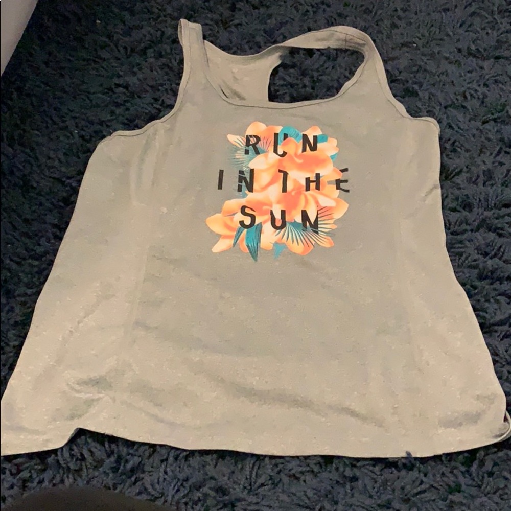 Workout tank top